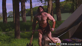 Brazzers Predstavuje: Búrka Kráľov