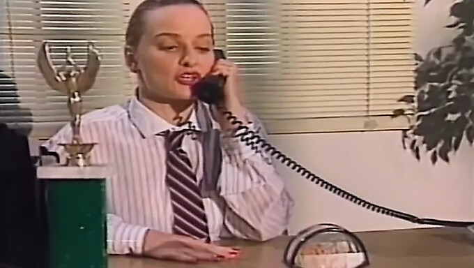 Vintage Buitenbeentjesmaatschappij: Meisjes Die Normen Uitdagen (1992)